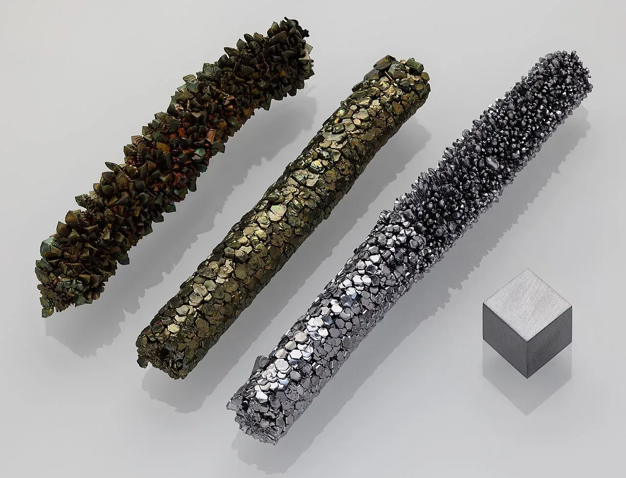 Vanadium (V)